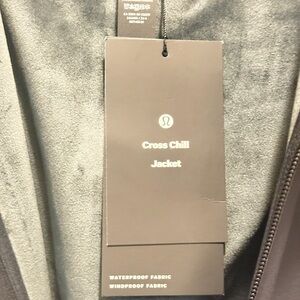 lululemon athletica Cross Chill Jacket - Black